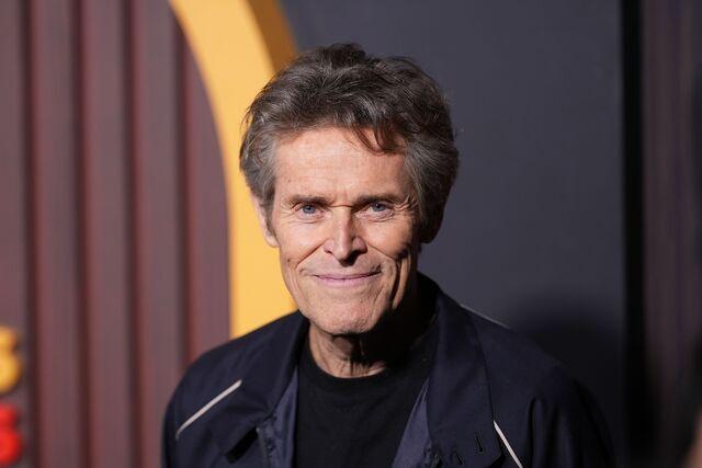 From Blond Hair to Hollywood Legend: Rare Footage of 20-Year-Old Willem Dafoe Shocks Fans