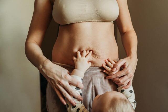 Postpartum Realities: Embracing the Unseen, Beautiful Chaos of New Motherhood
